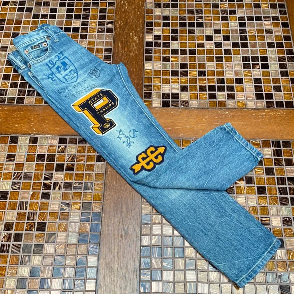 Ralph Lauren The Sullivan Slim Patch Graffiti Jeans
